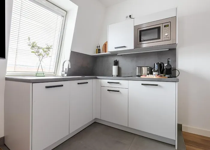 Flower's By Limehome - Digital Access Appartement Berlijn