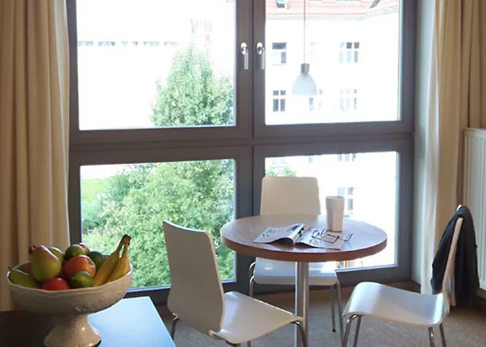 Flower's By Limehome - Digital Access * Berlijn