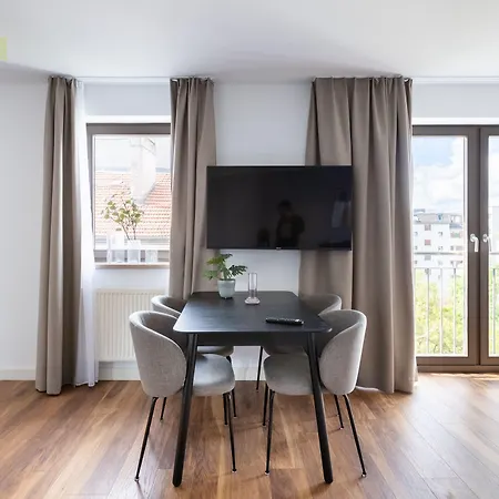 Flower's By Limehome - Digital Access Apartmán