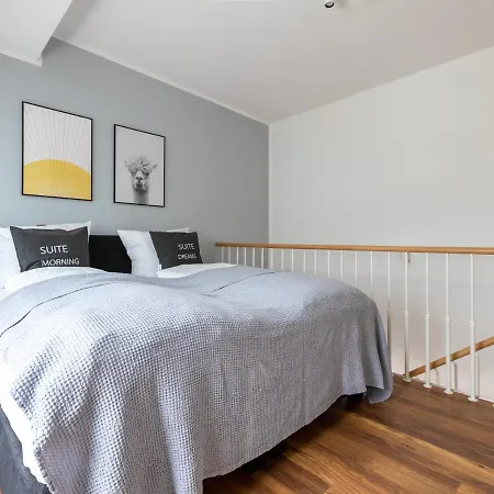 Flower's By Limehome - Digital Access