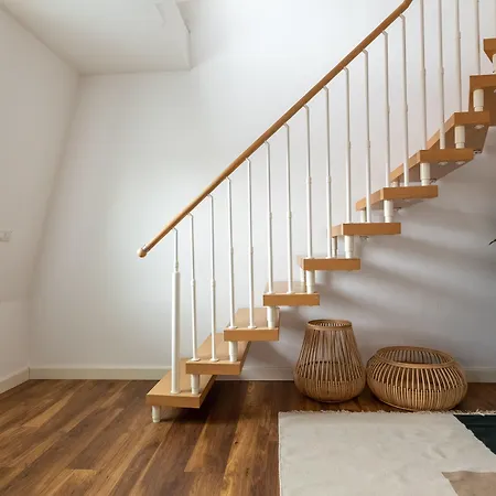 Flower's By Limehome - Digital Access