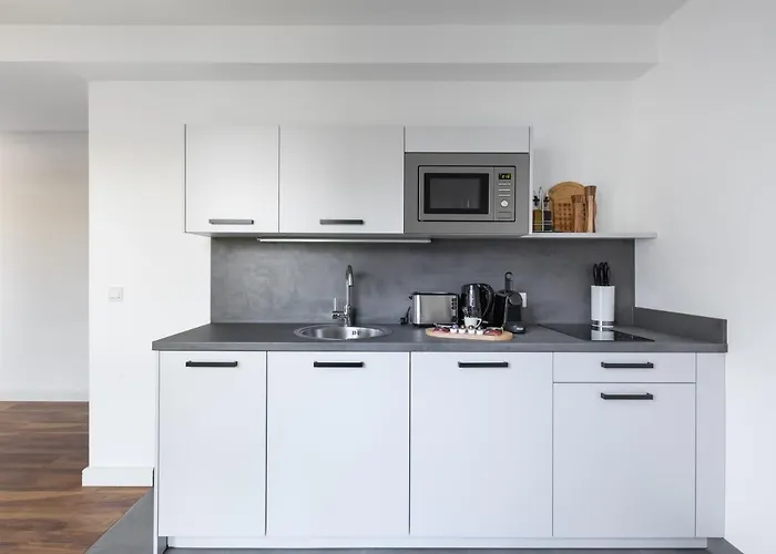 Flower's By Limehome - Digital Access Apartament