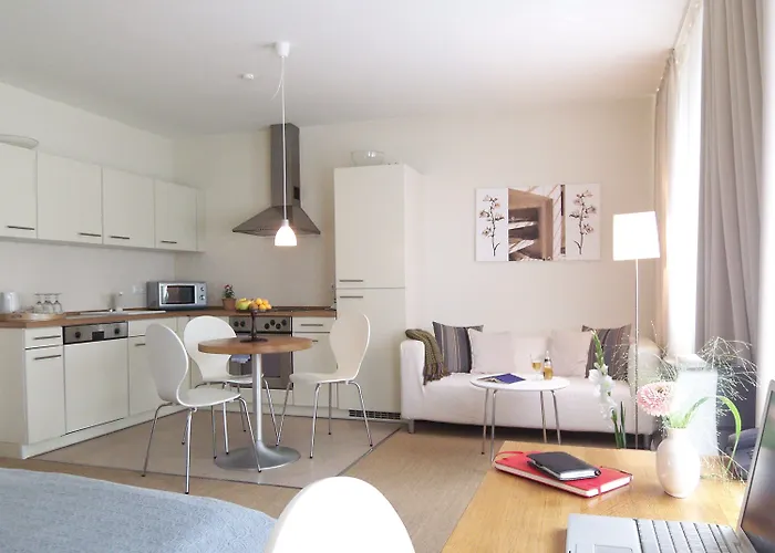 Flower's By Limehome - Digital Access * Berlin