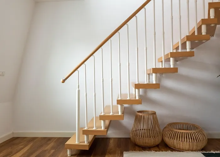 Flower's By Limehome - Digital Access